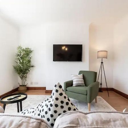 Metropolitan - 2 Bed, Private Parking Apartment, Great Commercial Home From Home Stay! Southampton Exterior foto